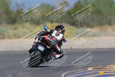 media/Sep-25-2023-Moto Forza (Mon) [[81ffa65e0a]]/B-C Group/Session 4 (Turn 2 Backside)/